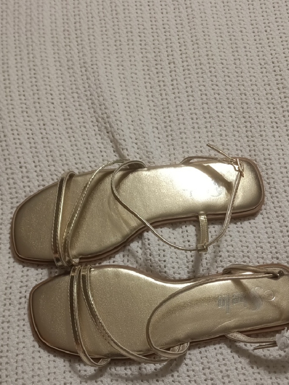 Women’s Metallic Gold Strappy Sandals
